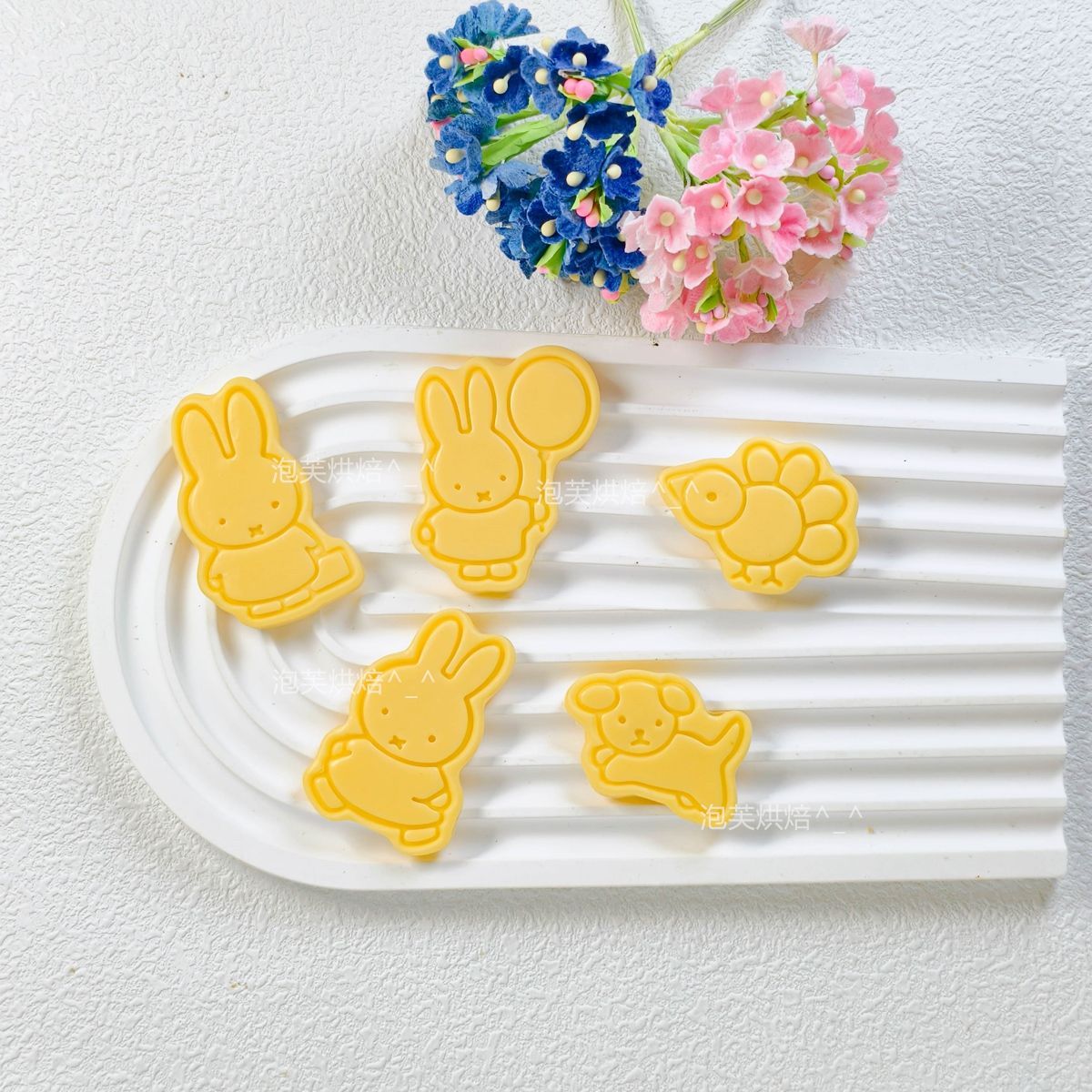 Cute 3D Press Cookie Mold with - огляд і ціна Commercial Kitchen Items