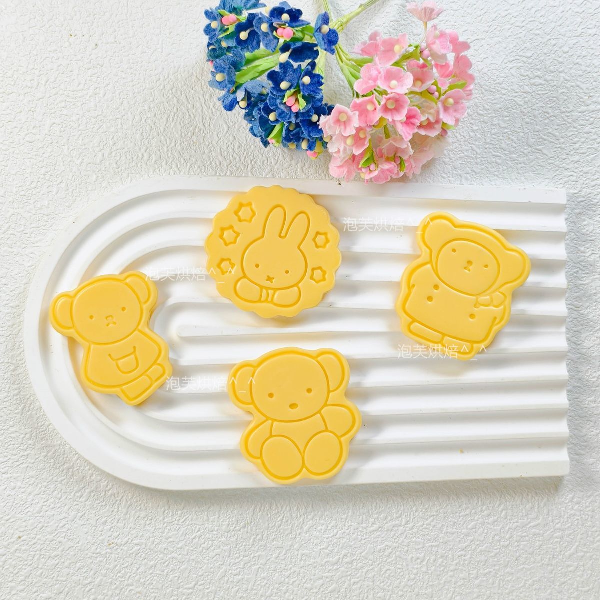 Cute 3D Press Cookie Mold with - огляд і ціна Commercial Kitchen Items