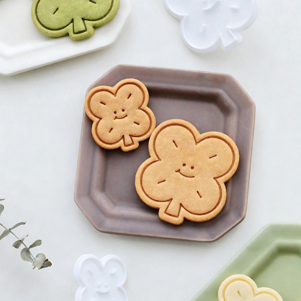 Lucky Four-Leaf Clover Cookie  - огляд і ціна Commercial Kitchen Items